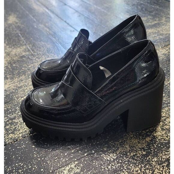 A New Day size 6.5 Chunky black loafer heels! - Picture 3 of 8